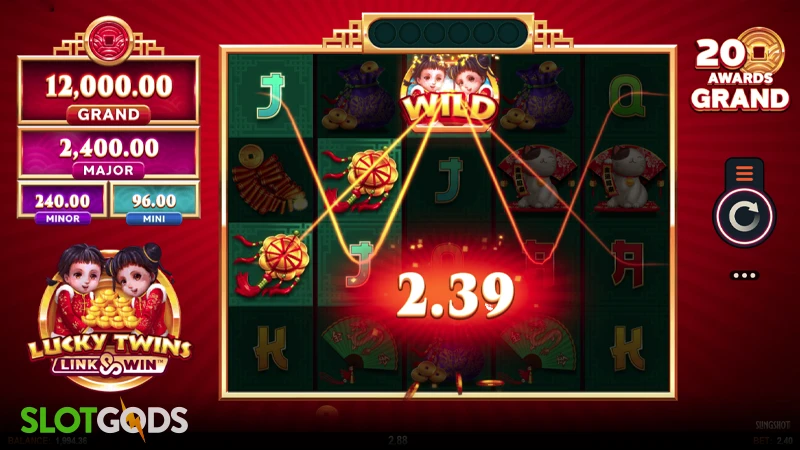 Lucky Twins Link & Win Slot - Screenshot 2